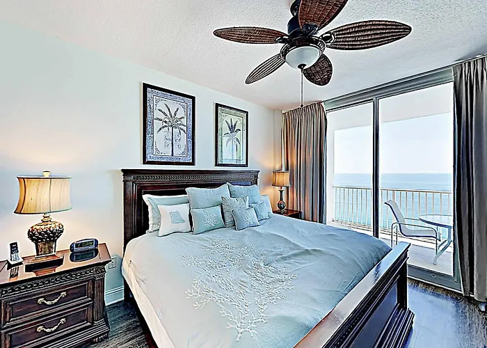 Gulfside At The Lighthouse W Pools Hot Tubs & Direct Access Holiday home Gulf Shores
