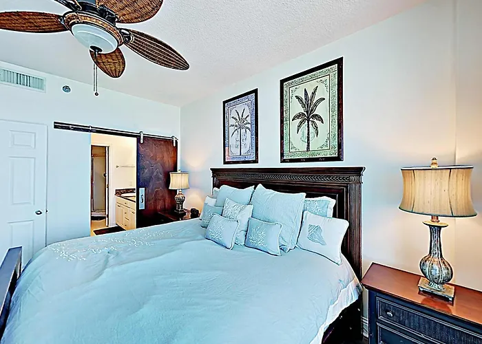 Gulfside At The Lighthouse W Pools Hot Tubs & Direct Access Holiday home *