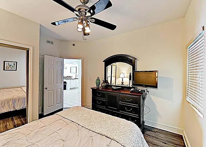 Holiday home Gulfside At The Lighthouse W Pools Hot Tubs & Direct Access